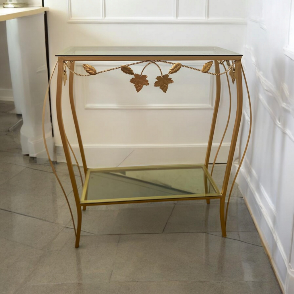 Aparador De Ferro 60Cm Com 2 Vidros Detalhe Folha