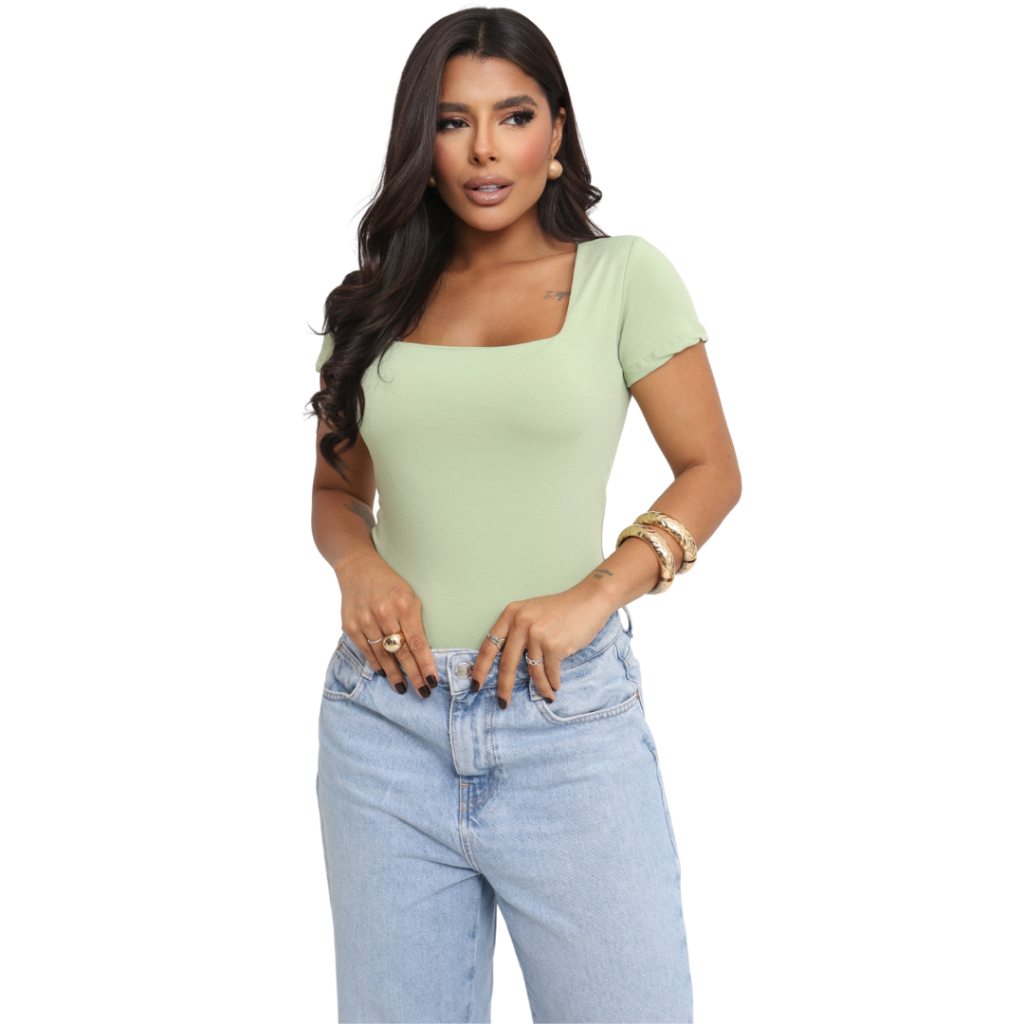 Blusa Feminina Tecido Suplex com Forro no Busto de Manga Curta Básica e Decote Quadrado Tamanho Único Slim Dalila