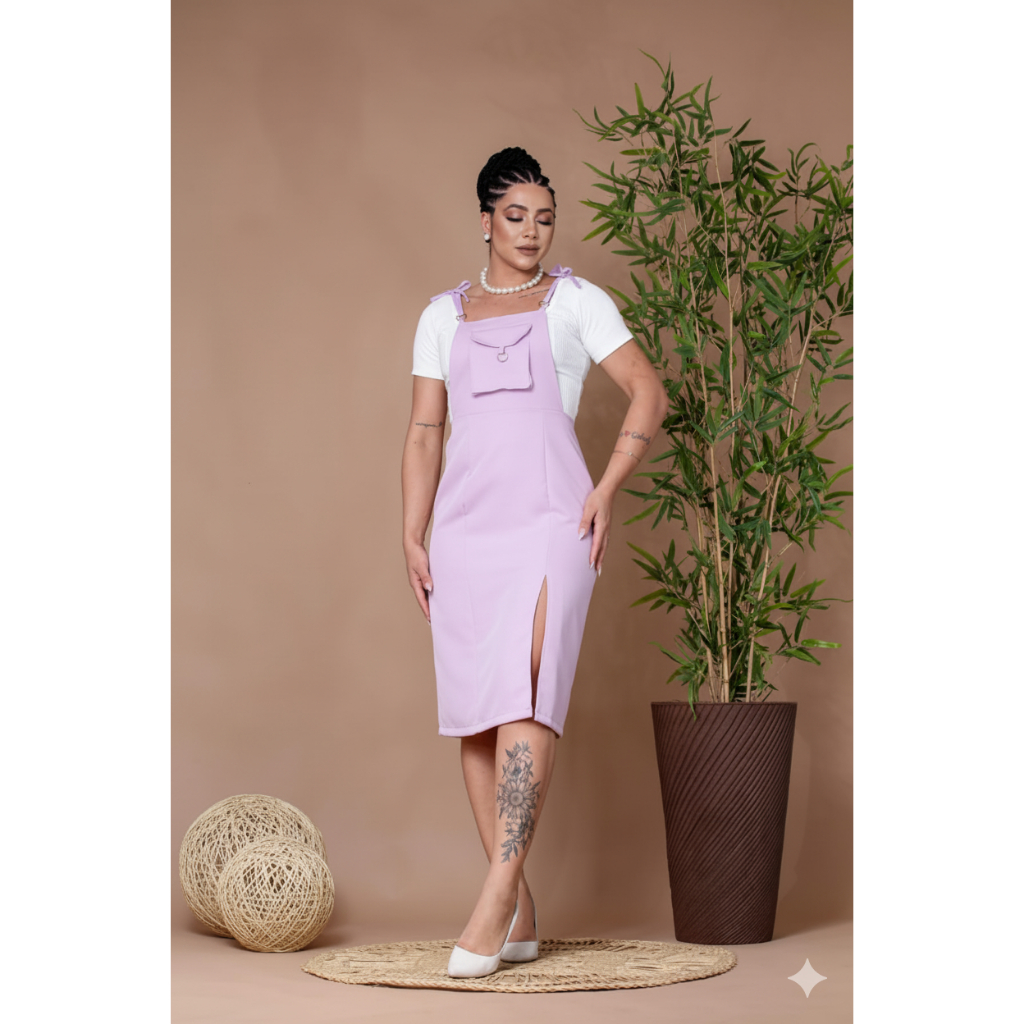 Saia jardineira com fenda na lateral com alça regulavel e bolso na frente - eliana confeccçoes black fraday*