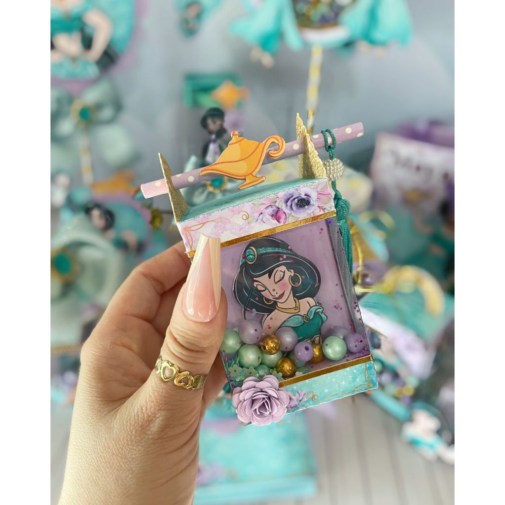 ✨ Caixa Quadrada Vitrine Luxo - Jasmim, Jasmin, Princesas - Lembrancinhas de Festa - Papelaria Personalizada