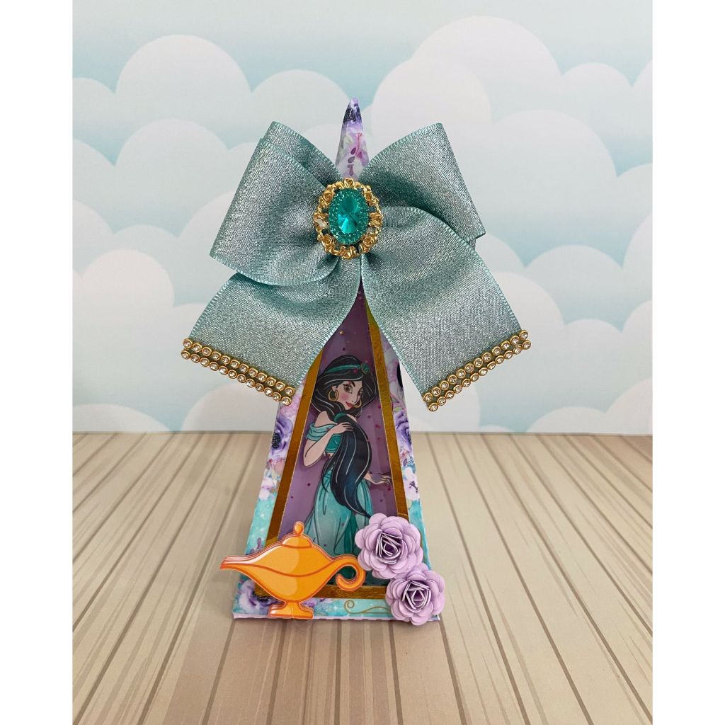 ✨ Caixa Pirâmide / Cone Vitrine Luxo - Jasmin, Jasmim, Princesas - Papelaria Personalizada - Lembrancinha de Festa
