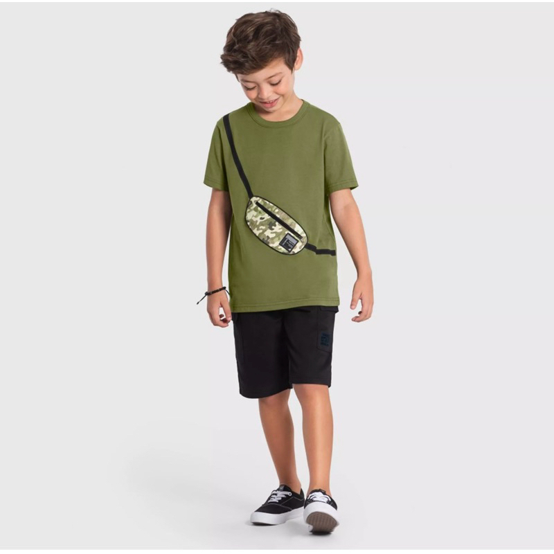 camiseta com aplique pochete - Tamanho 10