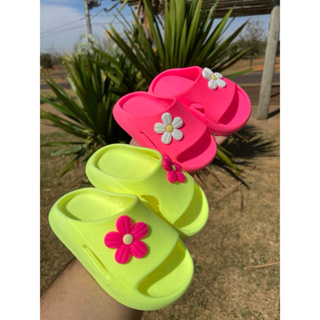 Chinelo nuvem super confortável e macio calçado moderno infantil flor em Oferta na Shopee