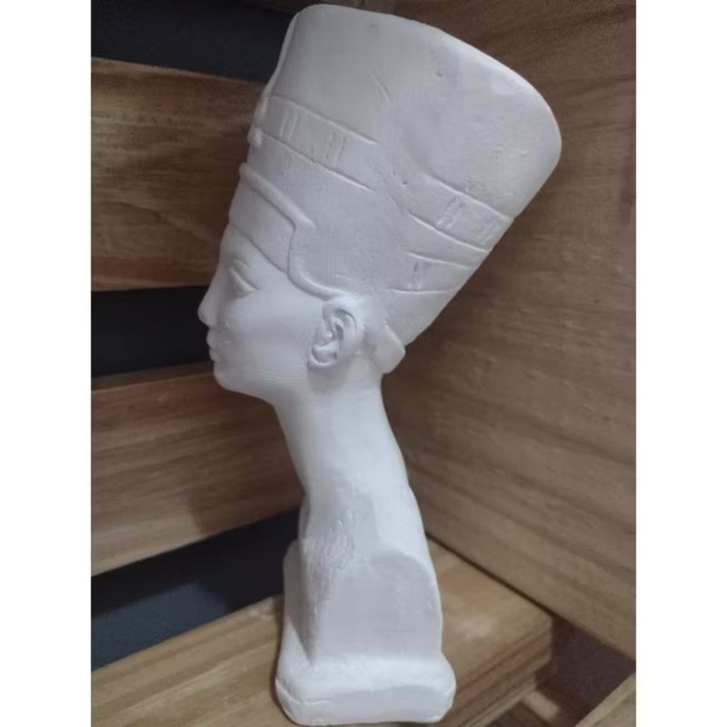 Estátua Busto Rainha do Egito Nefertiti - Gesso Cru