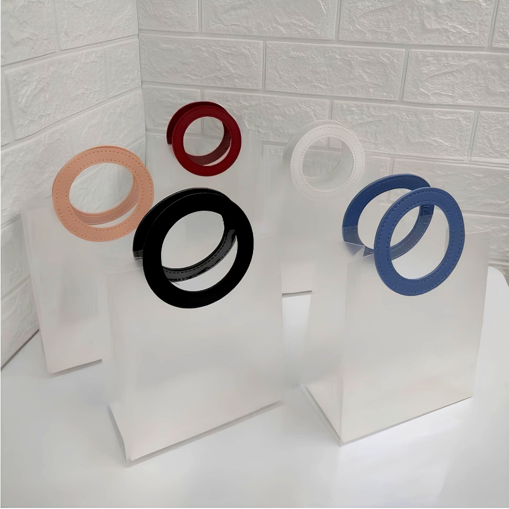10 Bolsas Sacola Plástica De Presente Fosca Translúcido Alça Redonda Couro Sintético Em Cores Tamanhos Variados em Oferta na Shopee