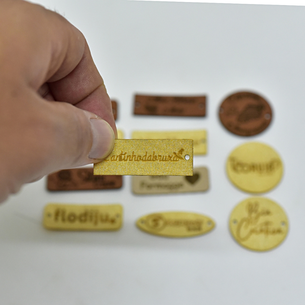 Etiquetas Em Couro Sintético Personalizada Sua Loja 100uni