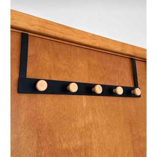 Suporte de Porta com 5 Ganchos Cabideiro de Roupa Multiuso - Design Moderno e Praticidade Acabamento em Madeira