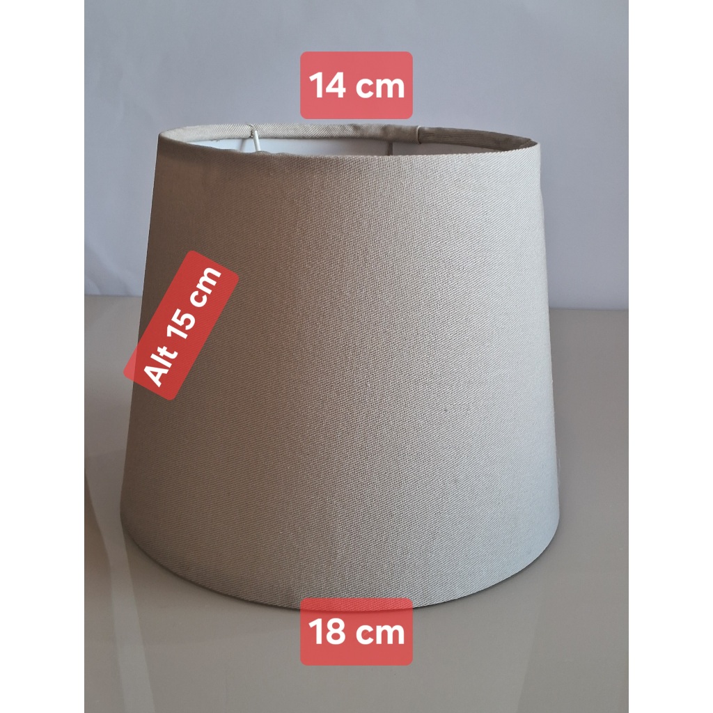 Cúpula para abajur cilíndrica tecido algodão na cor off-white 14 cm (boca sup.) x 15 cm (altura) x 18 cm (boca inferior)