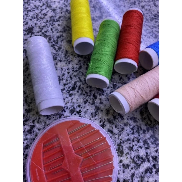 Kit Linha De Costura Com 23 Peças(Contem 12 Linhas,10 Agulhas,1 Tesoura) — imagem 2 de 2