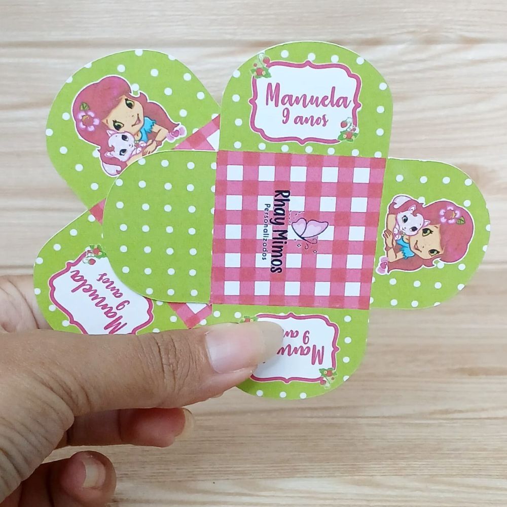 Forminha de Doces Personalizada Moranguinho/ Festa Infantil / Aniversário / Lembrancinha