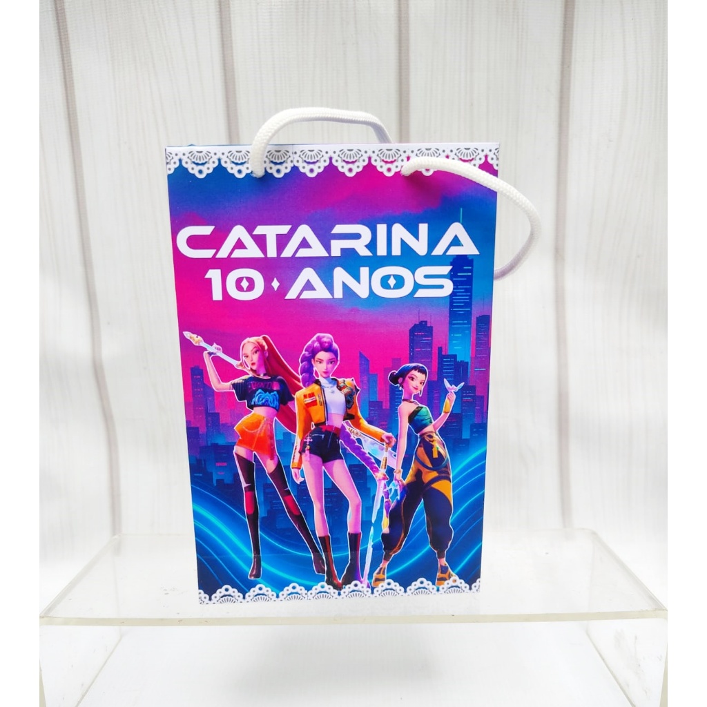 SACOLINHA PERSONALIZADA PARA LEMBRANCINHAS GUERREIRAS DO K-POP / HUNTRIX- PEQUENA
