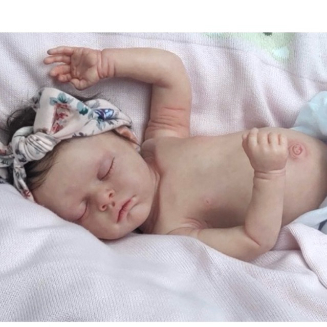 bebê Reborn menina coco  corpo siliconado menina