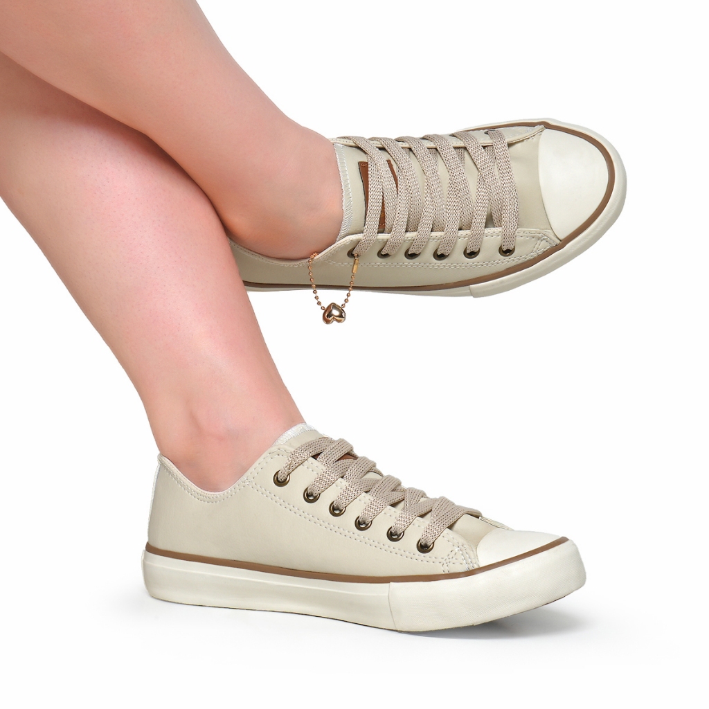 Tênis White Star sola reta com pingente do 34 ao 39 em Oferta na Shopee