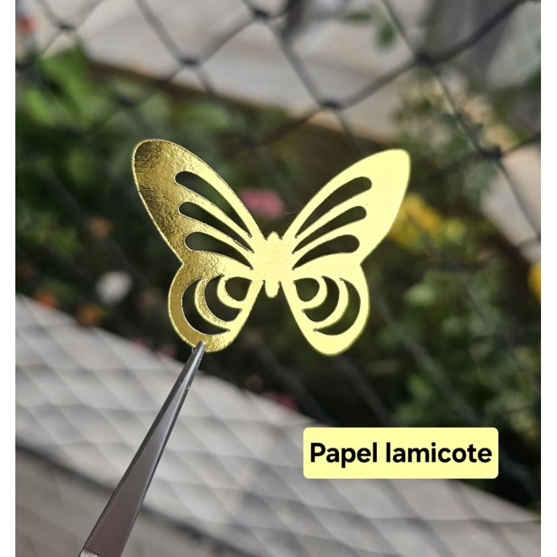 50 ou 100 apliques Borboletas DOURADA. Tag borboletinha vazada. Decoração lembrancinha/topo de bolo