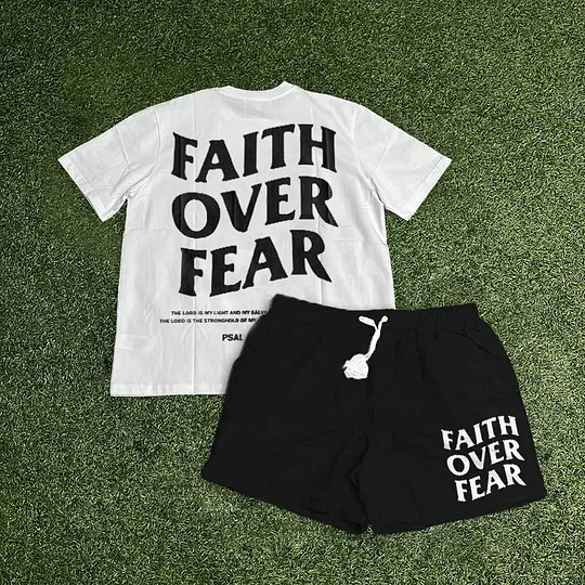 Conjunto Masculino Camiseta de Algodão Peruano + Bermuda de Moletom Com Estampa Streetwear Faith Over Fear