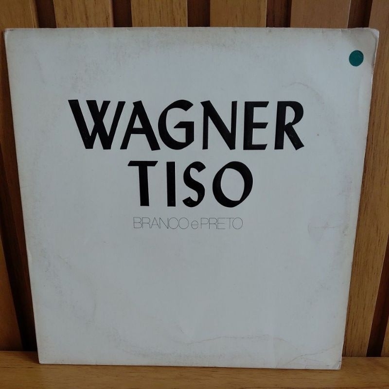 LP disco vinil Wagner Tiso - Branco e Preto.