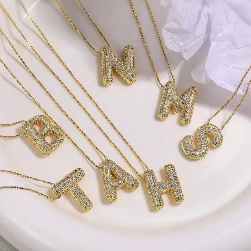 Colar Com Pingente Grande de Zircônio Design em Forma de Letras Variadas para Personalização