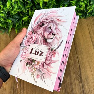 Bíblia Sagrada Feminina Seja Luz Leão Rosa  Capa Dura LETRAS MÉDIAS Com Harpa e Índice Palavras de Jesus em Vermelho em Oferta na Shopee