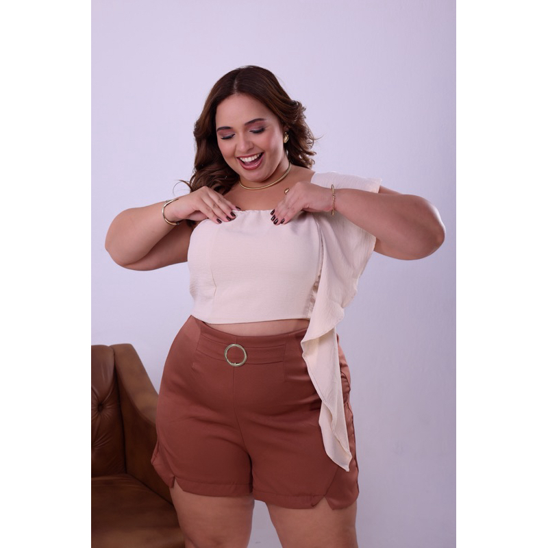 Short Alfaiataria Feminino Cintura Alta Com Elástico Atrás e Detalhe Dourado - Elegante e Confortável