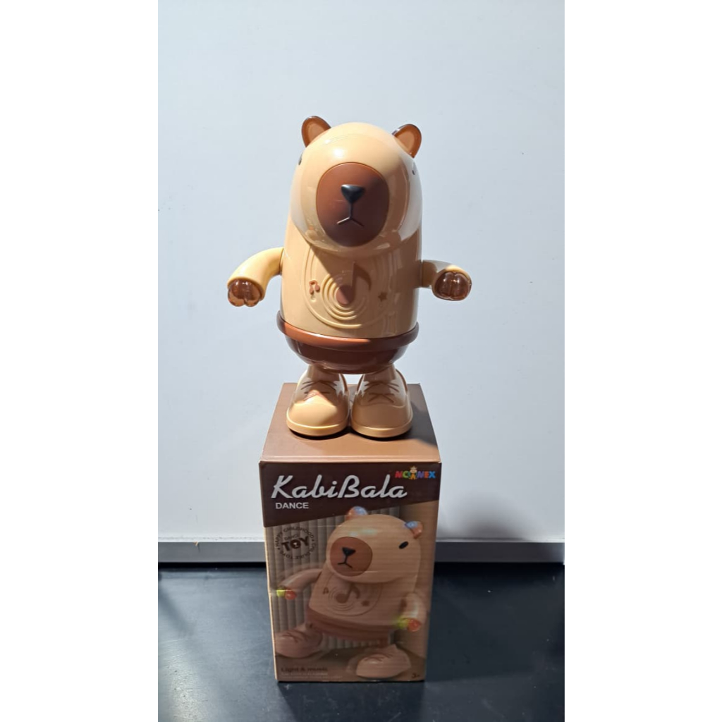 Boneco Robô Dançante Capivara Super Heróis Dance Hero Luz e Som