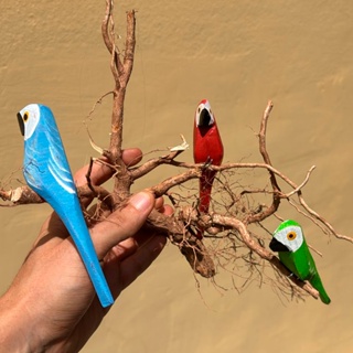 Escultura 3 Araras na Raiz em Madeira | Arara, Tucano e Passarinho Artesanal | Decoração de Jardim e Varanda em Oferta na Shopee