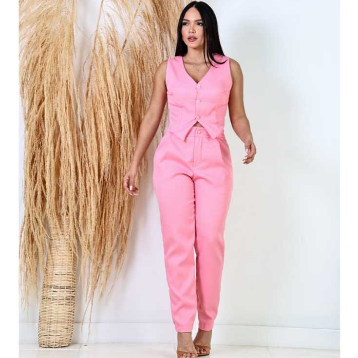 Conjunto Feminino Alfaiataria Colete Com Botões Elegantes e Calça Reta  Elegantes eTendencia, Confortavel e Sofisticado em Oferta na Shopee