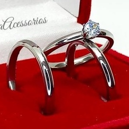 Par de Aliança Namoro Compromisso Aço Polido 1mm Extra Fina Prata + Solitário + Caixinha Vermelha em Oferta na Shopee