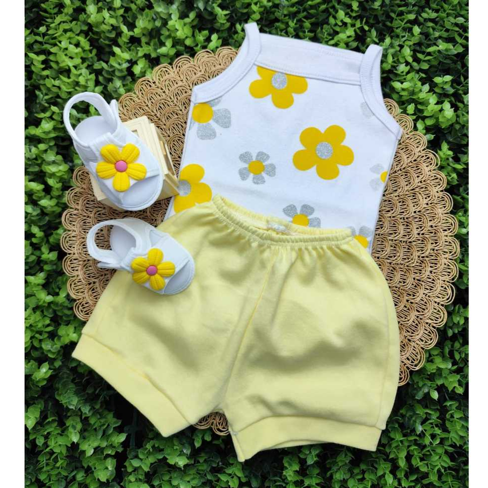 Conjunto Sandália Com Body Flor E Short Bebe Menina Mesversário Estampado Verão 100% Suedine
