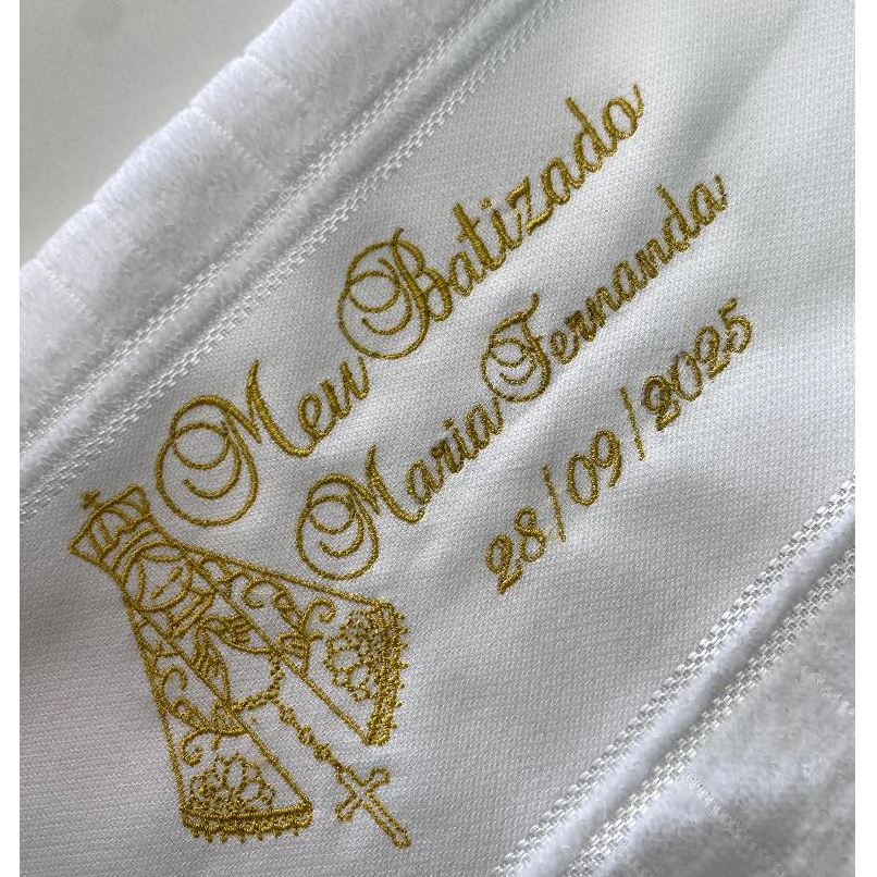 Toalhinha de Batizado Personalizada 30x45 Dohler – Algodão Branco com Bordado Prata ou Dourado