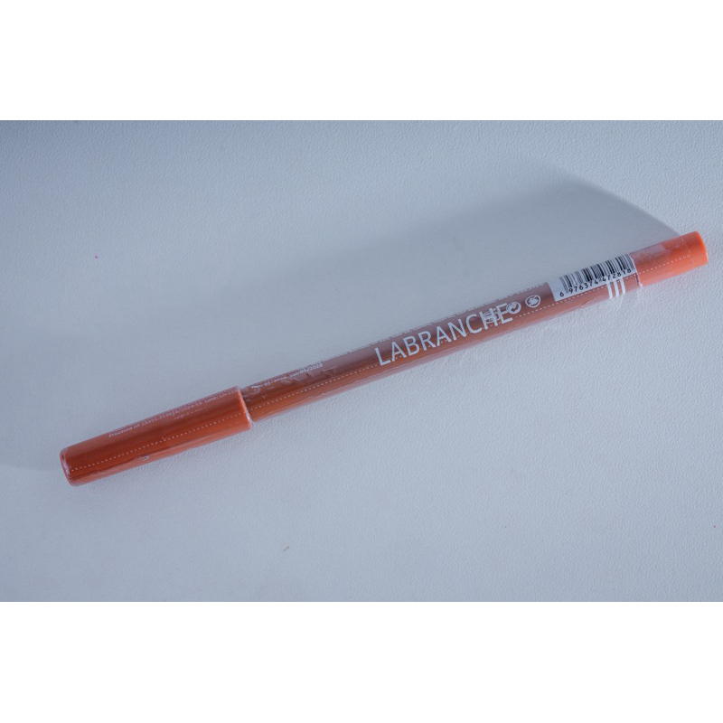 Labranche lápis labial NUDE  para definir os lábios definir os lábios desliza fácil sem marcar ótima pigmentação LA2182
