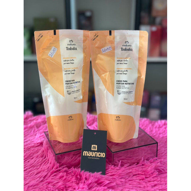1 Refil condicionador Natura Tododia pêssego e amêndoa 180ml