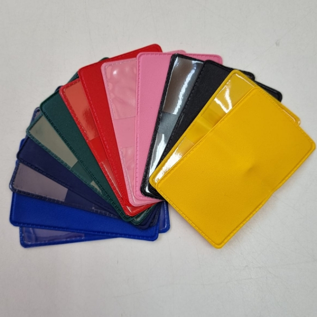 25 / 50 Peças - Porta foto 3x4 em PVC c/ Cristal - Embalagem p/ capinha para foto 3x4. em Oferta na Shopee