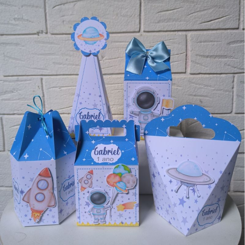 Kit Papelaria Personalizada Astronauta Menino Caixa Caixinha para Festa DESMONTADO
