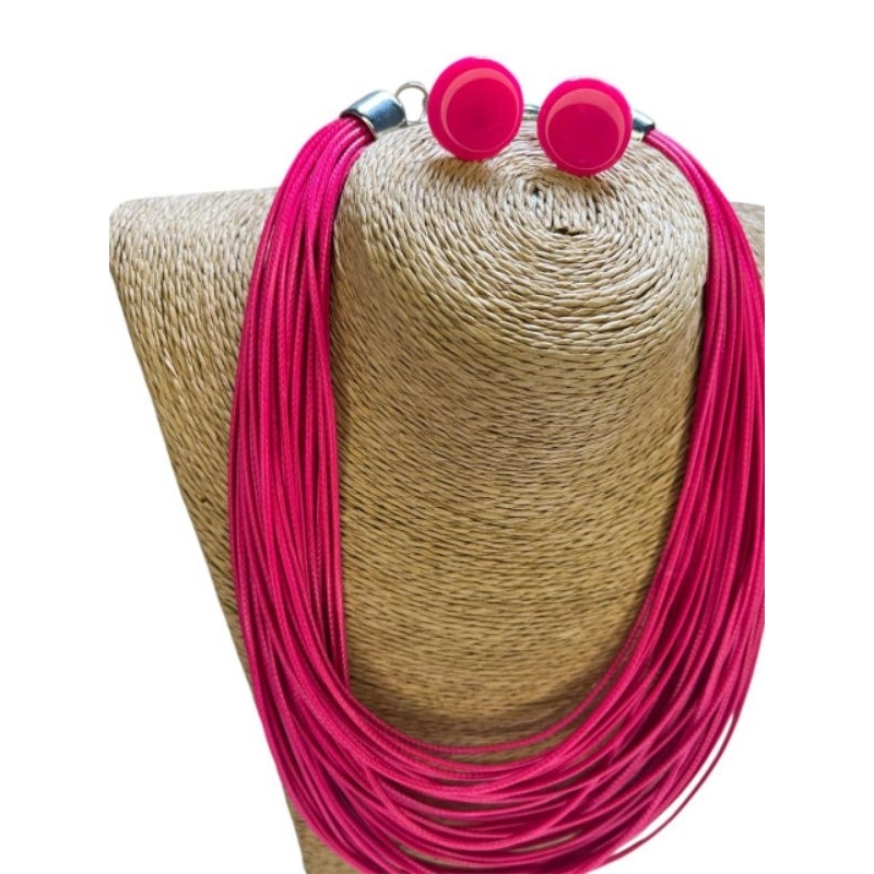 Brinco Botão Tendência: Onde Comprar | BuscaProdutos