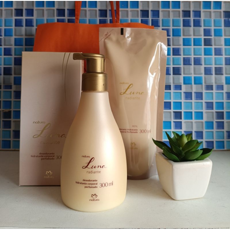 Kit Hidratante Corporal Perfumado Luna Radiante + Refil 300ml + Sacola Para Presente