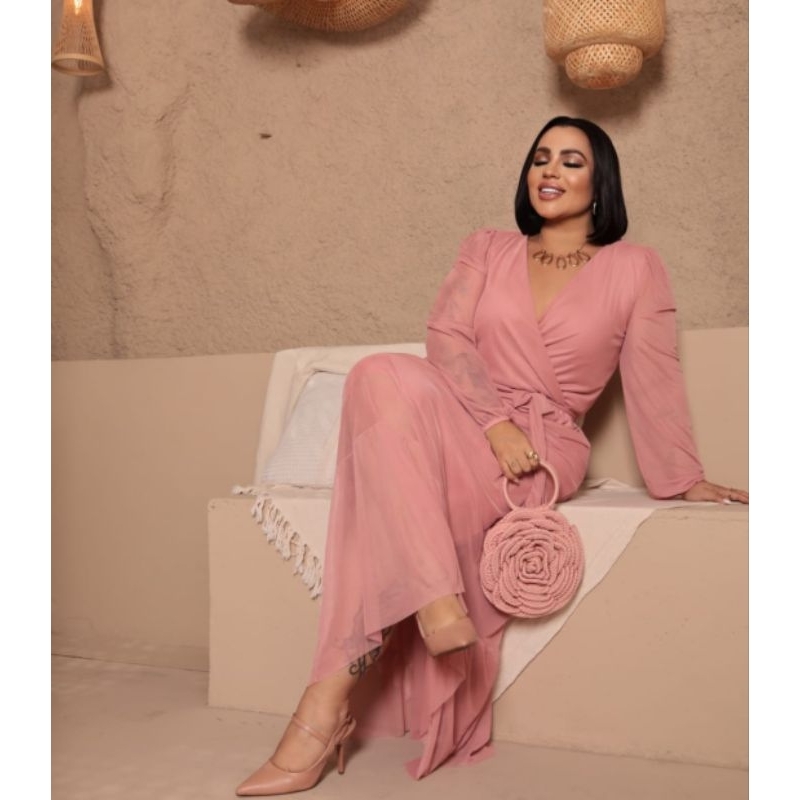 Vestido longo plussize decote cruzado manda longa em tule com cinto faixa