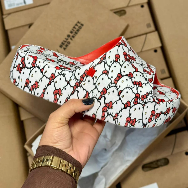 Melissa Free Platform Slide + Hello Kitty Original