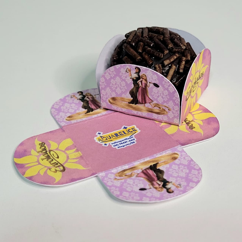 Forminha de Doces Enrolados Rapunzel Personalizados /Lembrancinha de Festa /Aniversário