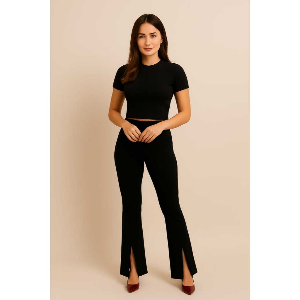 Camiseta Feminina Preta Canelada (Ribana) – Básica, Manga Curta, Gola Redonda, Malha Macia com Elastano, Com ou Sem Nó