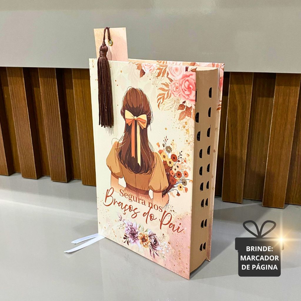 Bíblia Sagrada Capa Dura Segura nos Braços do Pai Letra Média  Índice ARC com Harpa em Oferta na Shopee