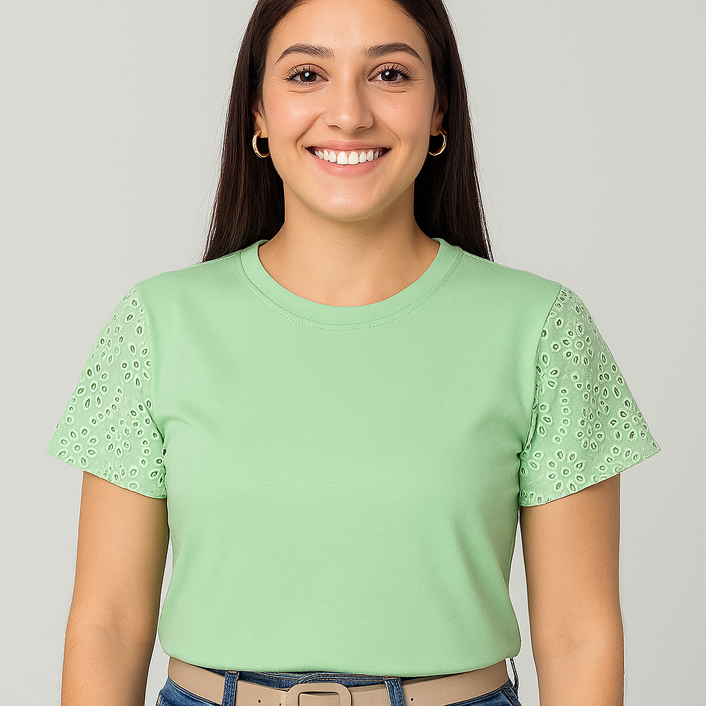 Blusa Feminina Algodão Básica Bordada Manga Laise Atemporal Casual Confortável Verão Leve 25635-A