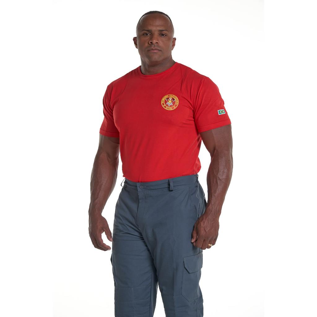 Camiseta Vermelha Bordada Brasão Padrão Eventos Camiseta Vermelha Bordada Brasão Padrão Eventos