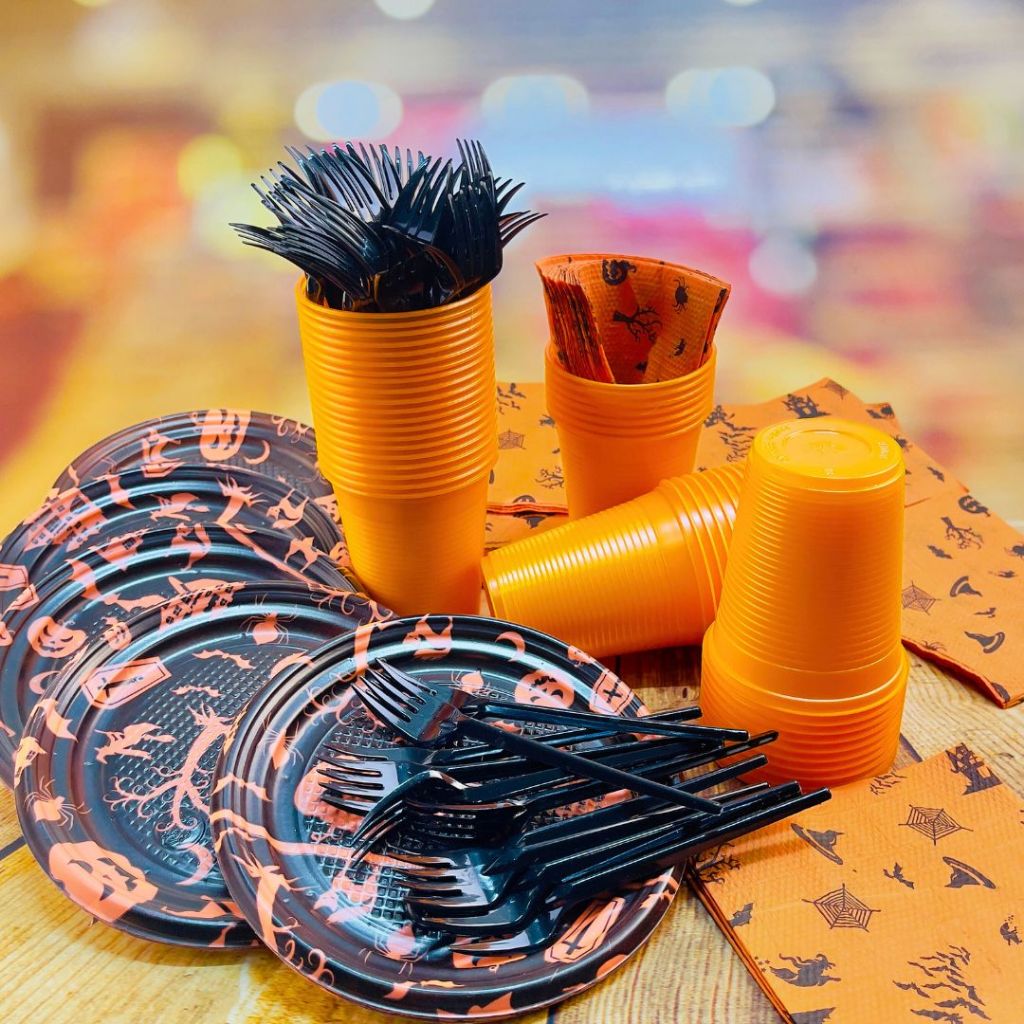 KIT FESTA 50 PESSOAS LARANJA HALLOWEEN  PRATO+COPO+GARFO+GUARDANAPO em Oferta na Shopee