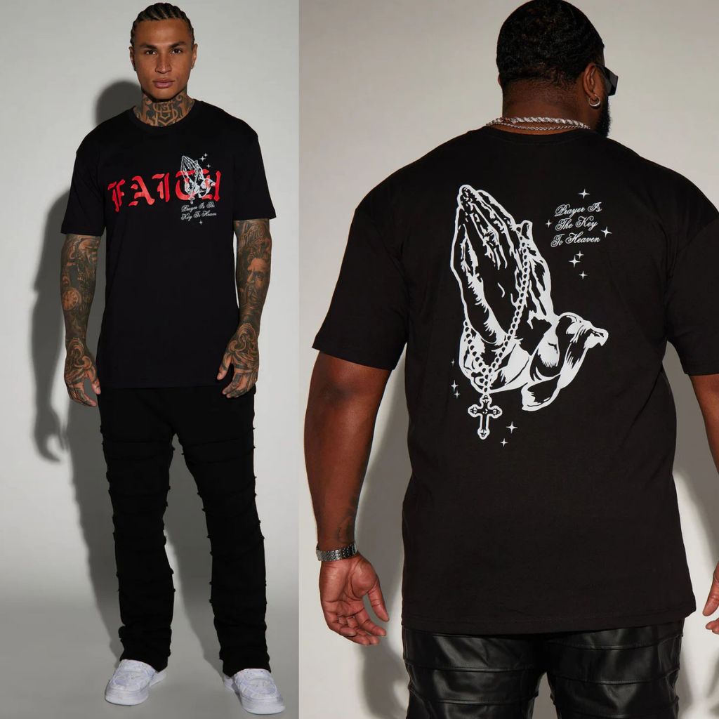 Camiseta Oversized Masculina/Feminina Faith Streetwear com Estampa Religiosa de Oração e Rosário