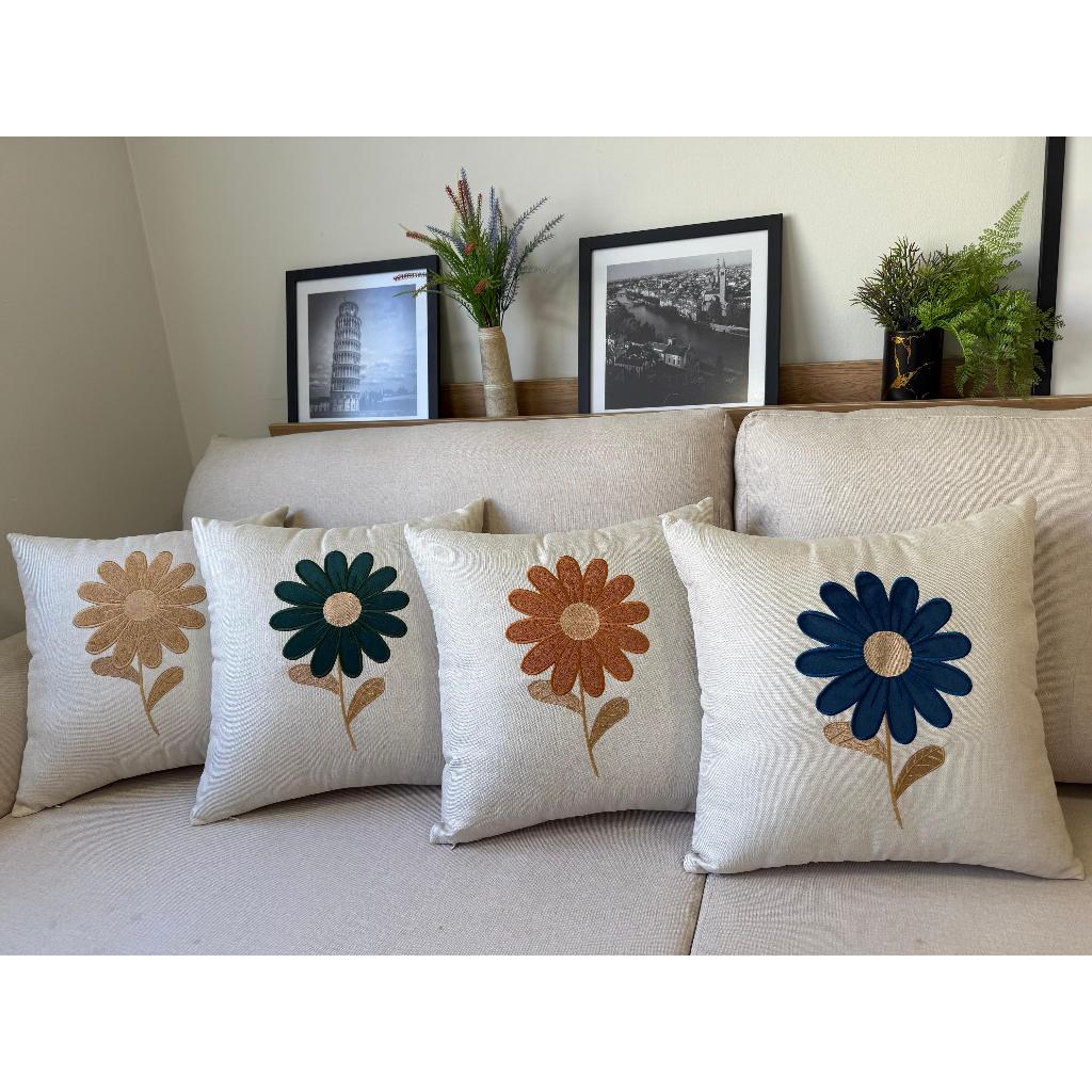 Capa em Linho Bordada "Margarida" para Almofada 45x45cm. (SEM ENCHIMENTO) em Oferta na Shopee