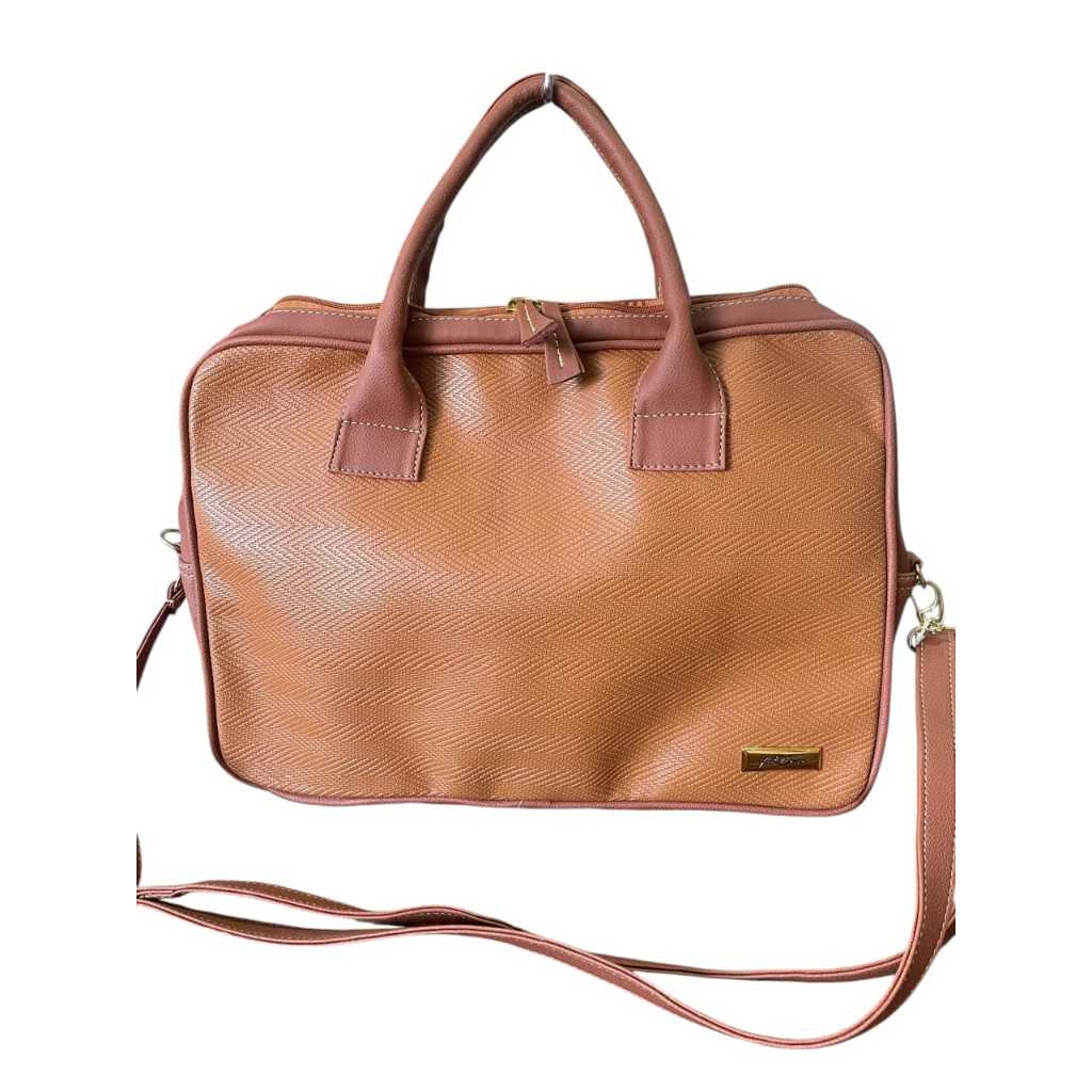 Bolsa Feminina Pasta Lateral Maleta em Couro Vegano Para Notebook ou Tablet Alta resistência