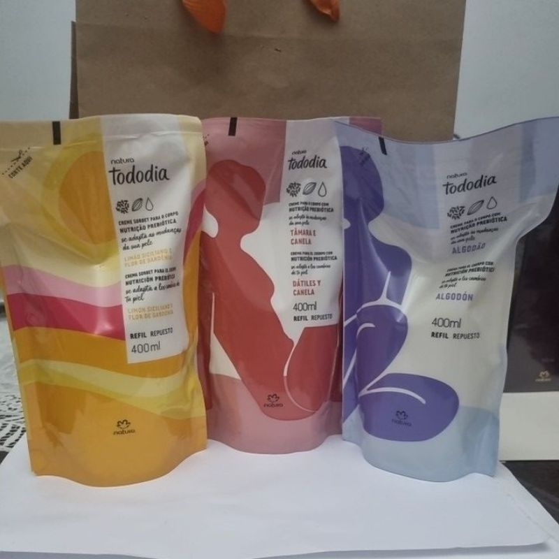 Refil Creme Hidratante Corporal 400ml, Desodorante Natura Tododia. Escolher a fragrância de sua preferência.