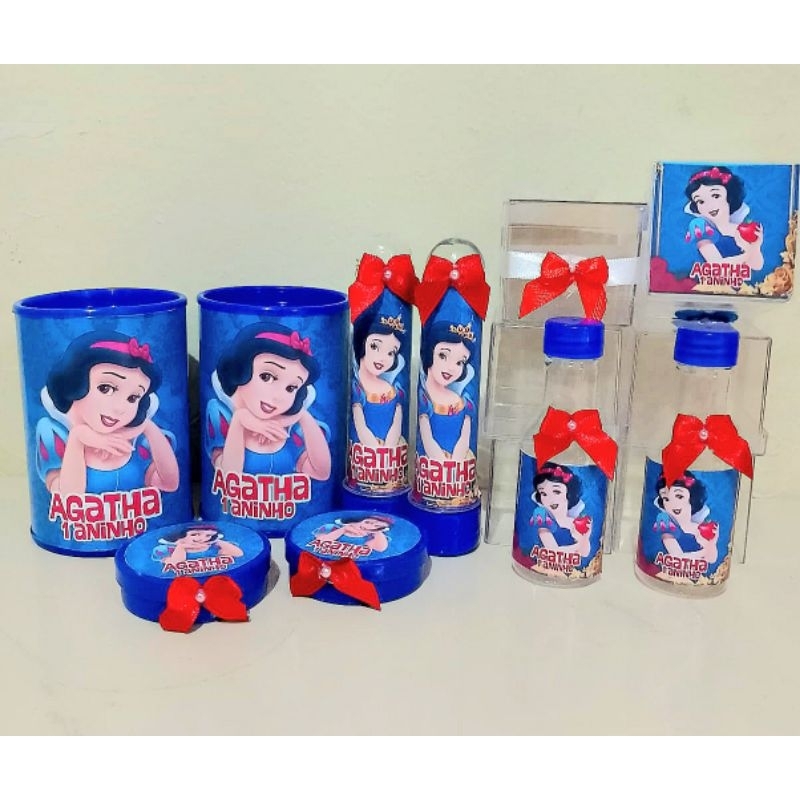 kit com 50 lembrancinha da Branca de Neve, tubete, caixinha, garrafinha e cofrinho