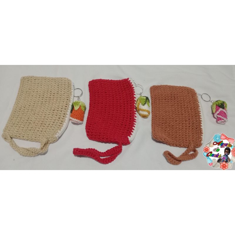 mini nessecer com chaveiro de flor