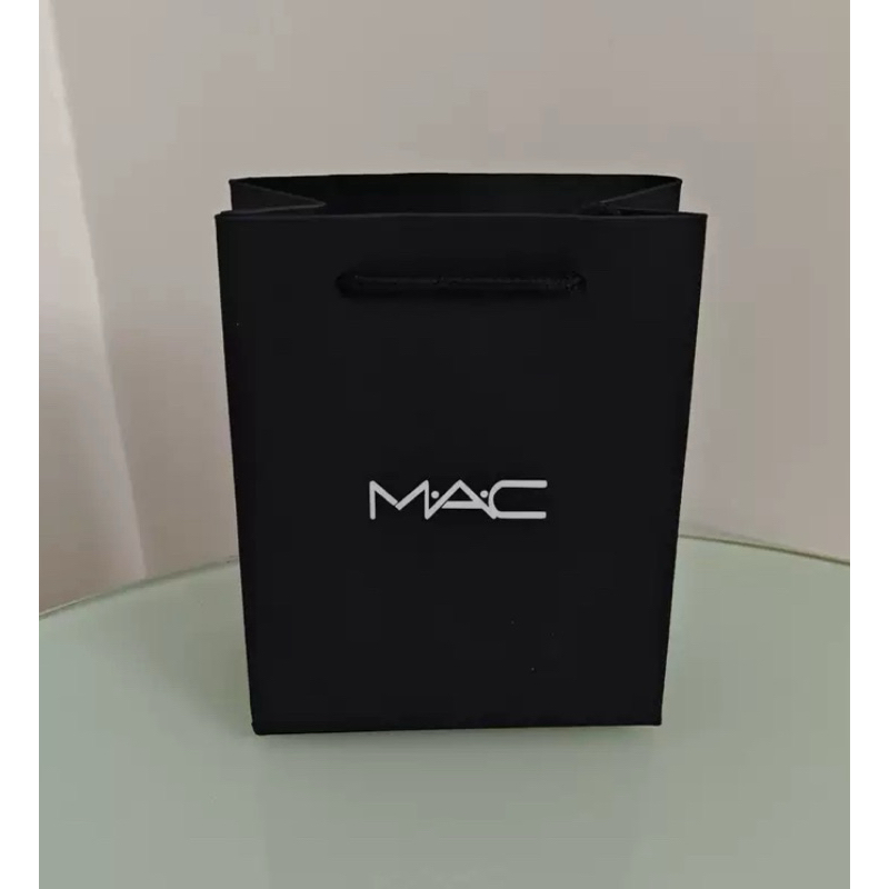 Sacolinha da M.A.C  tamanho  15X7X17